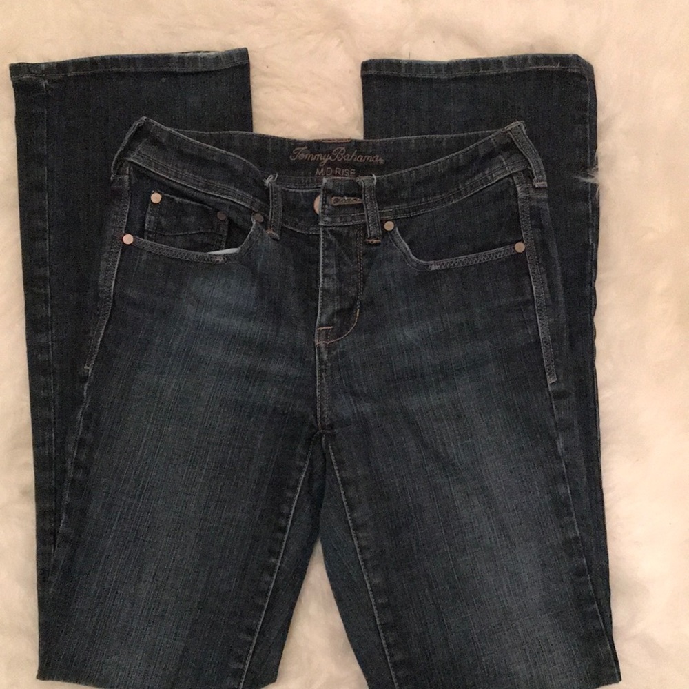 ❤️Tommy Bahama bootcut Midrise Jeans❤️